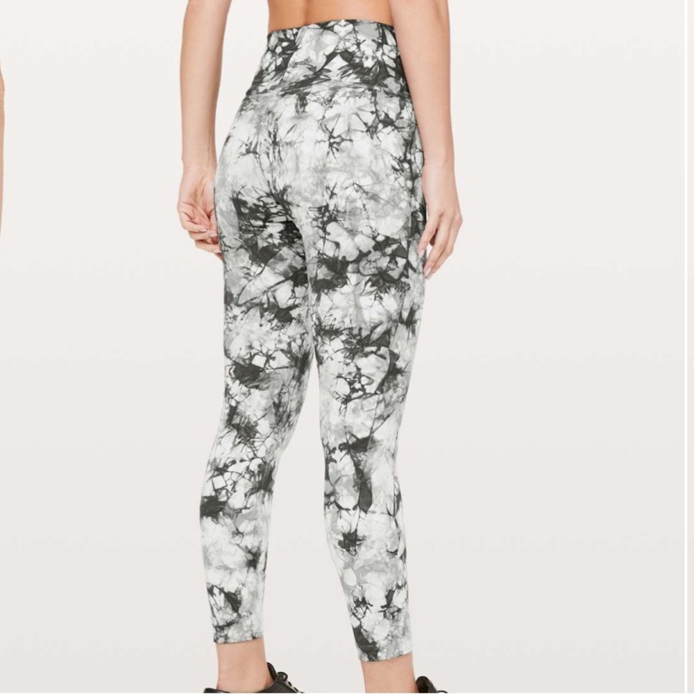 Lululemon Wunder Under Hi-Rise 7/8 Tight *Dual Shibori Full-On Luxtreme 25"